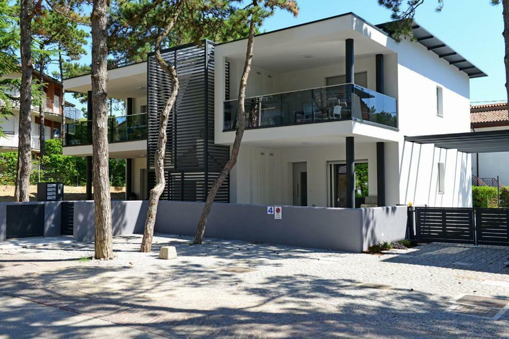 Residence Due Perle ลินญาโน ซับเบียโดโร ภายนอก รูปภาพ