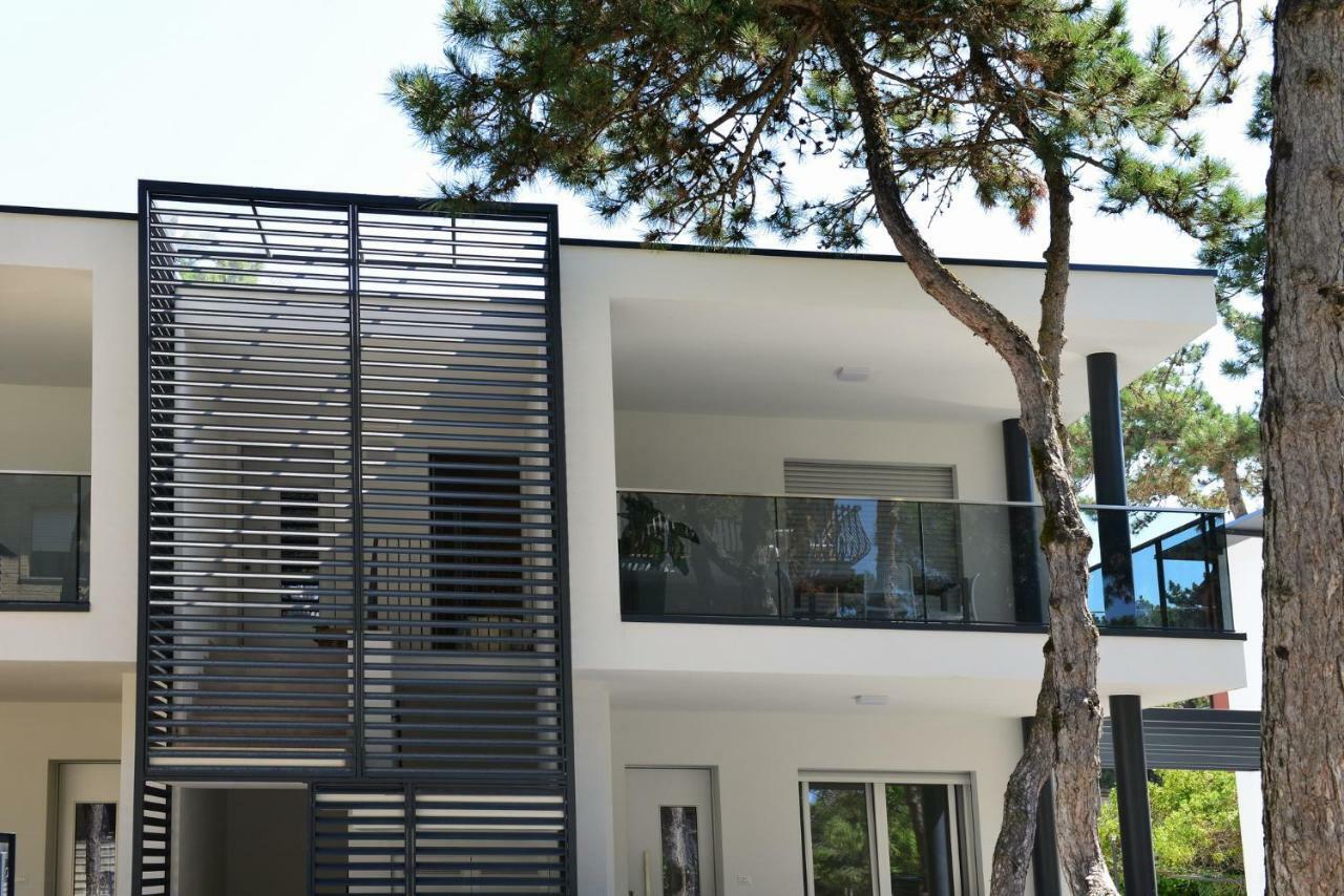 Residence Due Perle ลินญาโน ซับเบียโดโร ภายนอก รูปภาพ